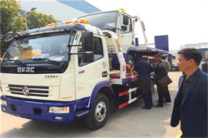 兴宾区汽车道路救援拖车价格